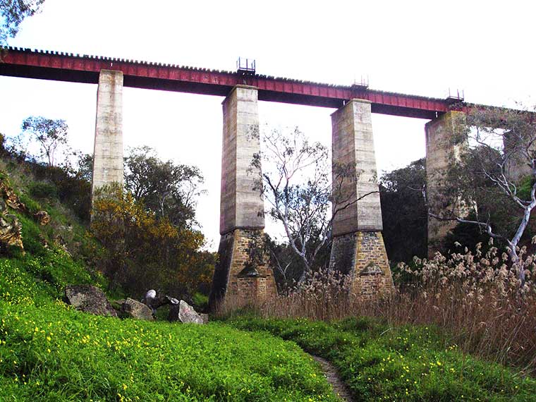 Currency Creek viaduct