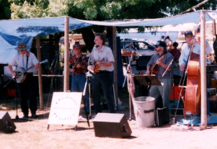 "Bluegrass" music at the Fete