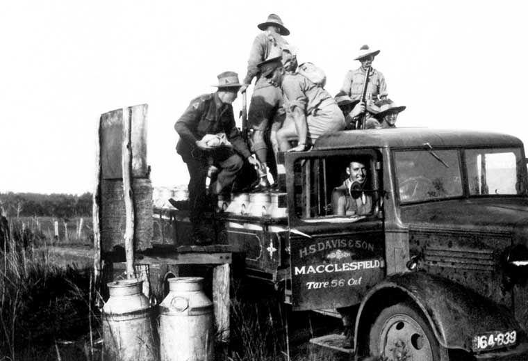 HS Davis Truck with soldiers 1942