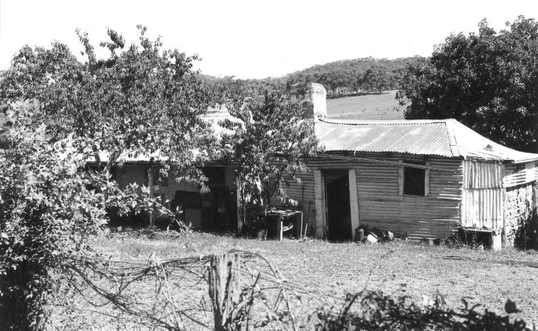 White's house at Paris Creek