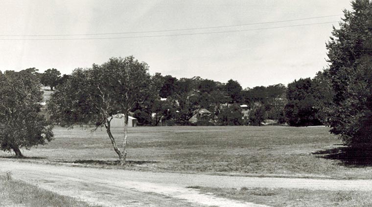 1979 view looking south east across Davenport Square