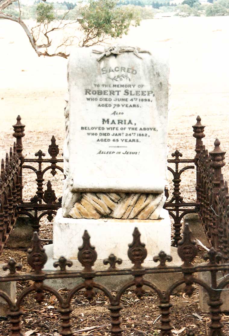 Bugle Ranges Cemetery - pioneer grave